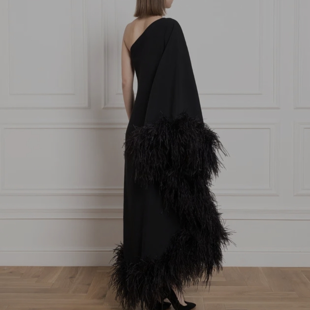 Taller Marmo Black Feathered Ubud One-Shoulder Dress, (NEW W Tag, Size 42) - Picture 3 of 12